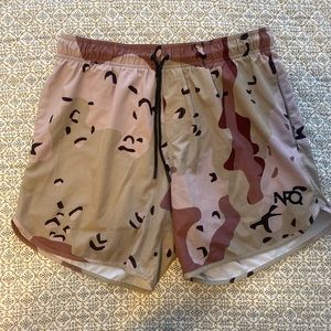 NFQ Men’s large hyper-active training shorts.